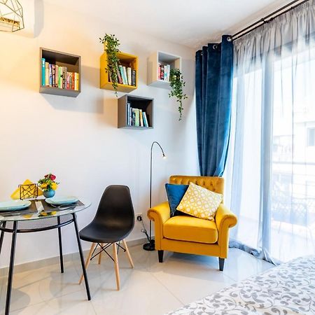 Light House - Seafront Cosy Studio With Library Paphos Exteriér fotografie